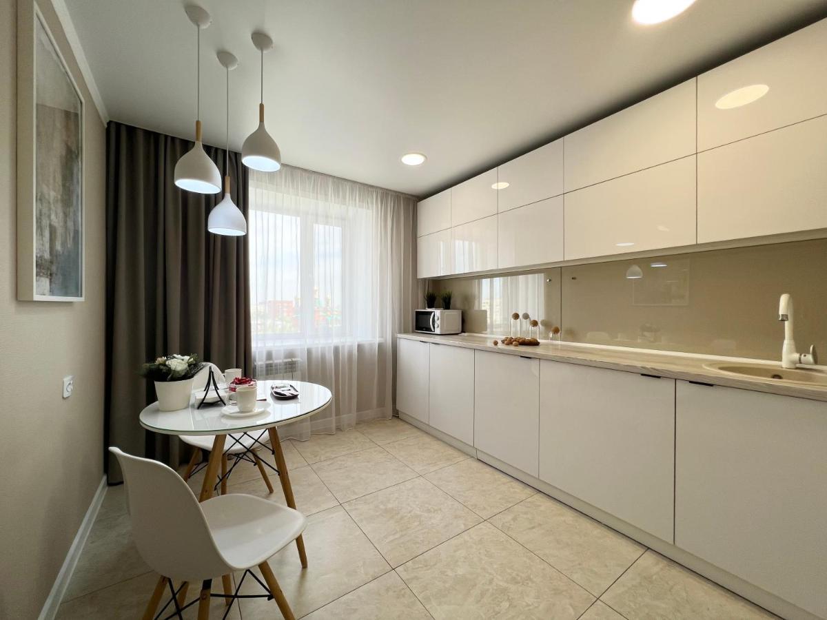 Luxury Apartments Pavlodar Exterior foto